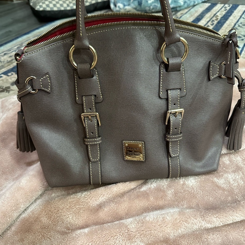 Dooney & Bourke Pebble Leather Satchel in Taupe like new - Saffiano Leather